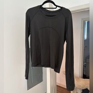 Black lululemon Swiftly Tech longsleeve